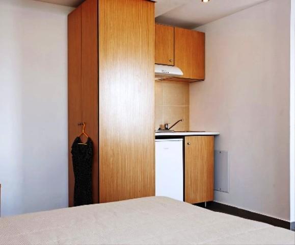 Rhodes City Mimosa Suites الغرفة الصورة